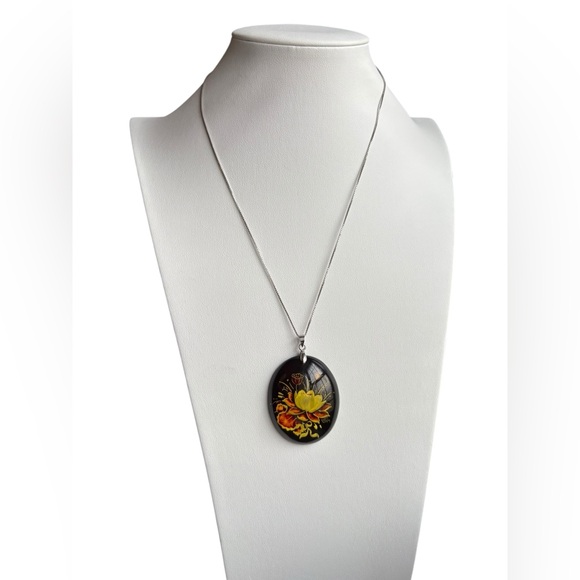 Jewelry - Carved BALTIC AMBER Gold Plated Silver FLOWER Chain CAMEO Pendant